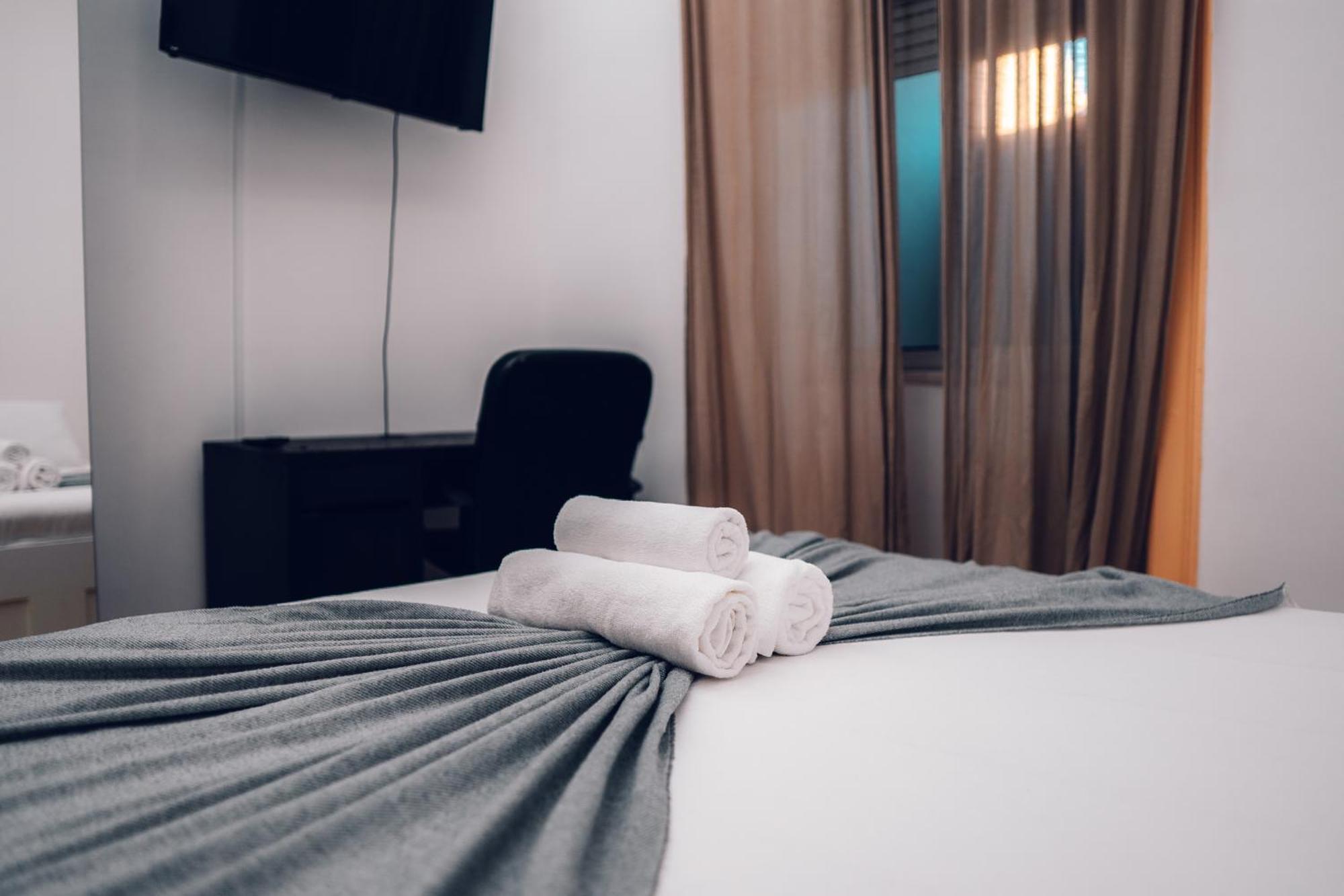 Guest House Arroios Rooms Lisbon Exterior photo
