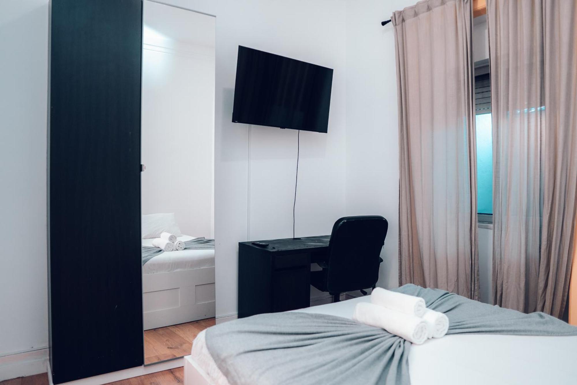 Guest House Arroios Rooms Lisbon Exterior photo