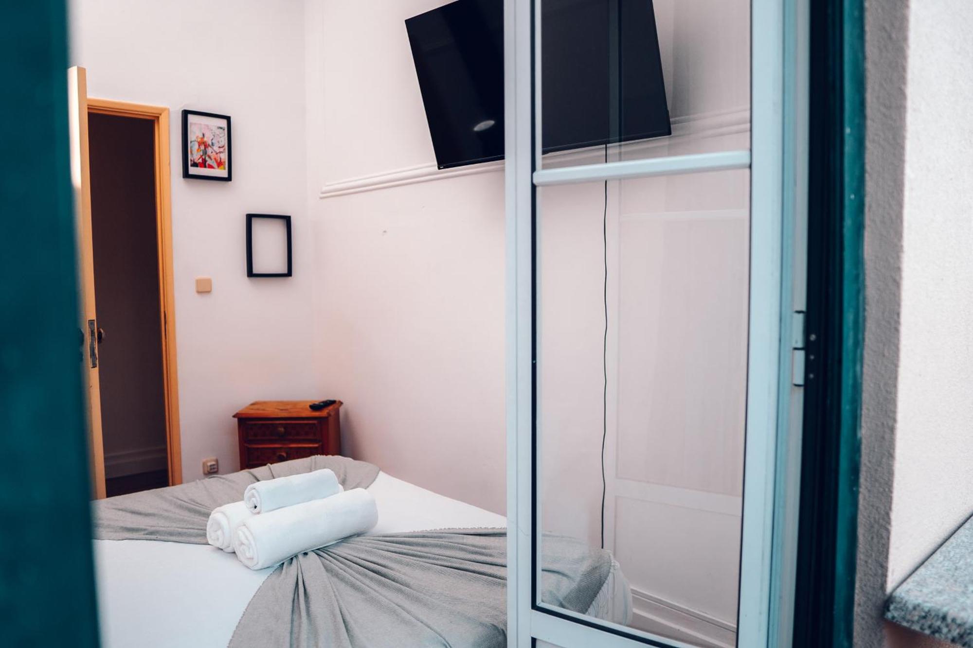Guest House Arroios Rooms Lisbon Exterior photo